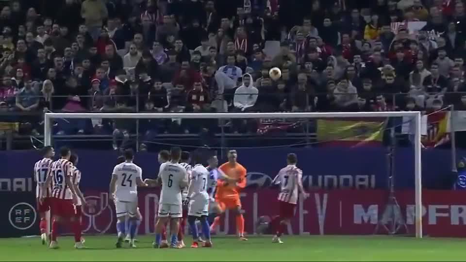 致敬，爱尔兰都柏林机场将官方账号名称改为帕罗特机场