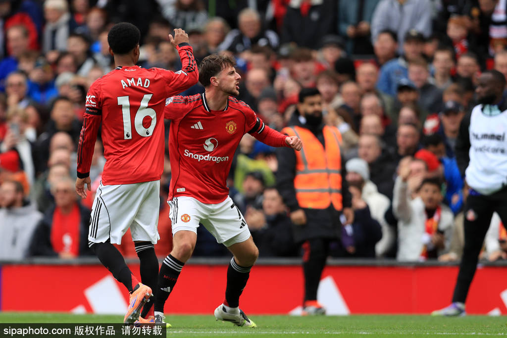 中超-比乌奎尔梅开二度 青岛西海岸3-3梅州客家