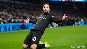 自复出以来伦纳德在场快船赢21分，不在场输56分