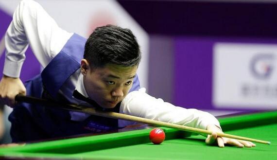 赛场上展现 赛场上展现